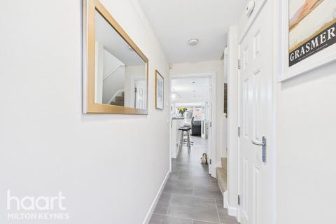 4 bedroom semi-detached house for sale, Olivier Row, Milton Keynes