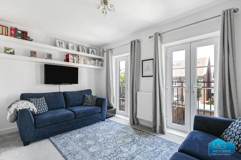 3 bedroom terraced house for sale, Lovegrove Way, Whetstone, London, N20