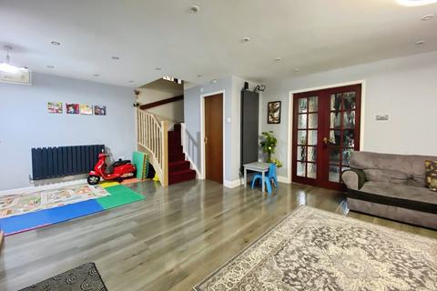 3 bedroom detached house for sale, Winchester Close, Banbury OX16