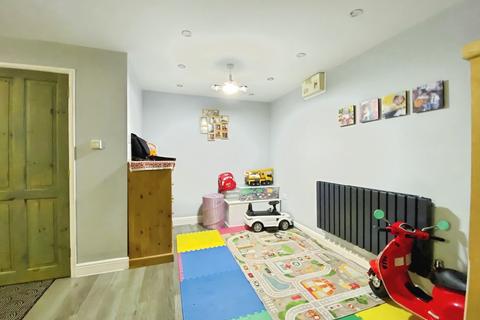 3 bedroom detached house for sale, Winchester Close, Banbury OX16