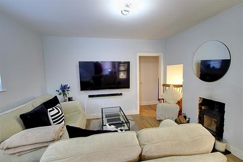 2 bedroom house for sale, Havelock Road, Kings Langley