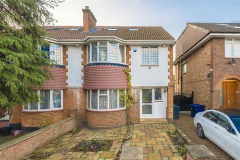 2 bedroom house for sale, Bowes Road, London W3