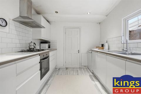 3 bedroom terraced house for sale, Church Lane, Edmonton, N9