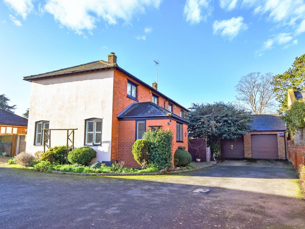 3 Barn Mews