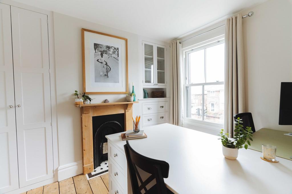 Bedroom 3 / Office