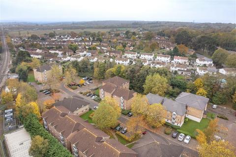 undefined, Woodland Grove, Epping