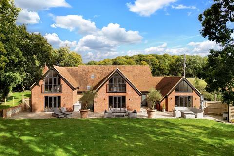 5 bedroom detached house for sale, South Dene/Ledgemore lane, Gaddesden Row,