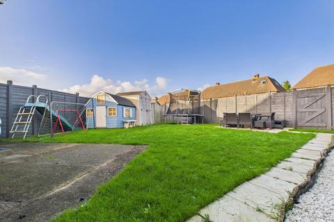 3 bedroom terraced house for sale, Peveril Close, Sompting
