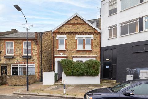 2 bedroom apartment for sale, Broughton Road, London, SW6