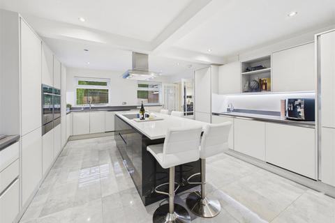 4 bedroom detached house for sale, Aston Hall Drive, North Ferriby