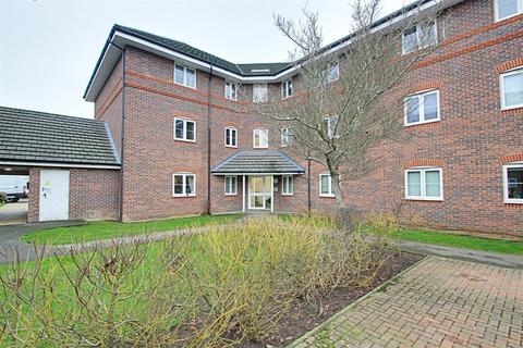 Wharf Way, Hunton Bridge, Kings Langley