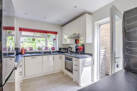 4 bedroom detached house for sale, Curlew Close, High Wycombe HP13