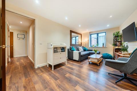 1 bedroom apartment for sale, Glenville Grove, London, Se8