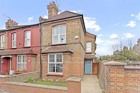 3 bedroom semi-detached house to rent, Farrant Avenue, Wood Green