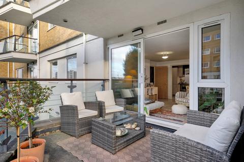 2 bedroom flat for sale, Compass House, Smugglers Way, Wandsworth, London