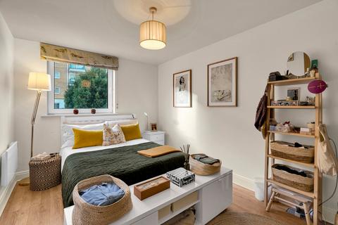 2 bedroom flat for sale, Compass House, Smugglers Way, Wandsworth, London