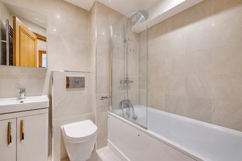 2 bedroom flat for sale, Watermans Quay, William Morris Way, Fulham, London