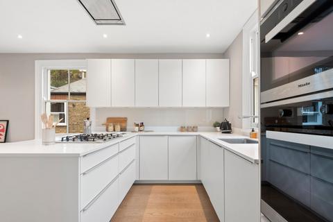 2 bedroom maisonette for sale, Harbord Street, Bishops Park, Fulham, London