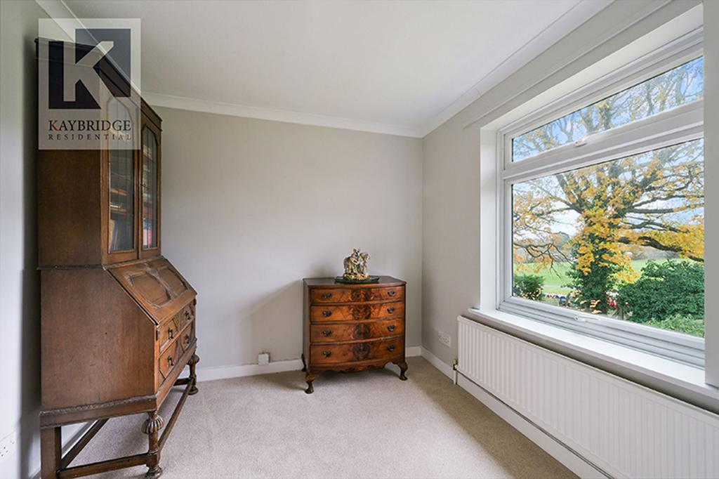 Anderson Close, Epsom - KT19 8 LY
