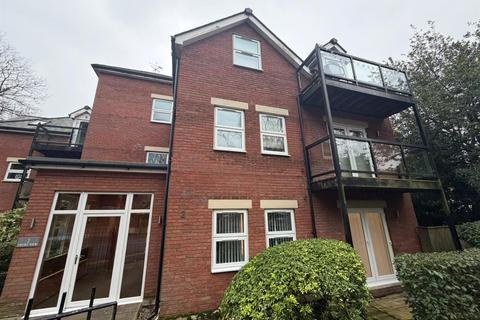 2 bedroom flat for sale, Two Double Bedroom Flat Located In Branksome Wood Road, Bournemouth