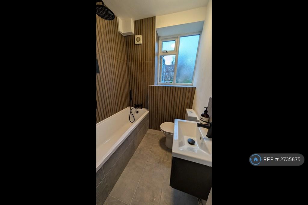 Bath, Shower &amp; Toilet