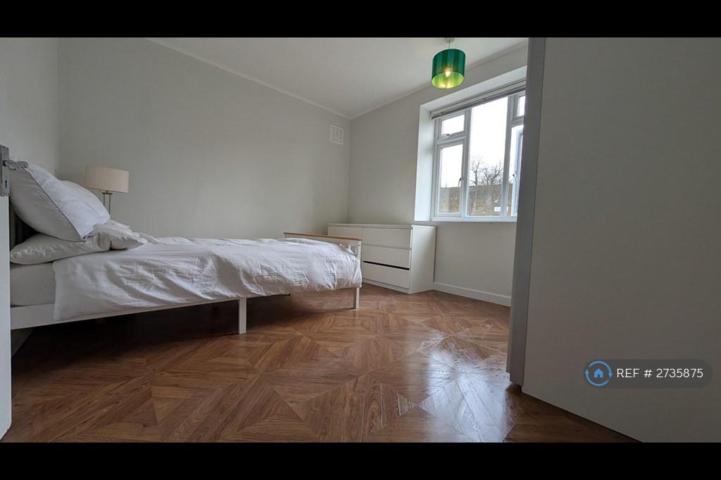 Very Large Bedroom 3