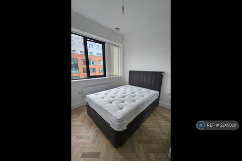 1 bedroom flat to rent, Park House Apartments, Slough, SL1