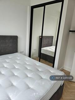 1 bedroom flat to rent, Park House Apartments, Slough, SL1