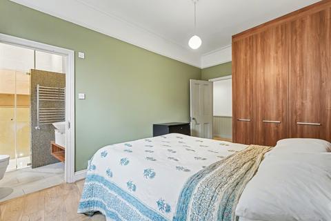 3 bedroom apartment for sale, Kingdon Road, West Hampstead