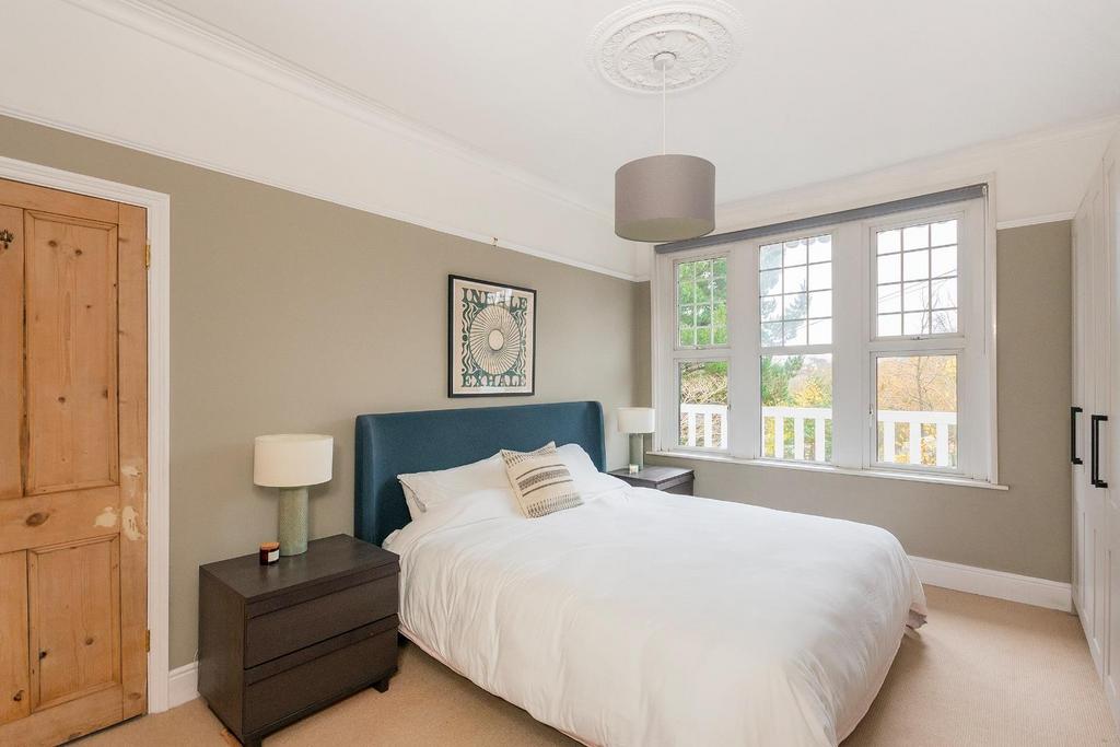 0 R1 TBN - Bedroom H.jpg