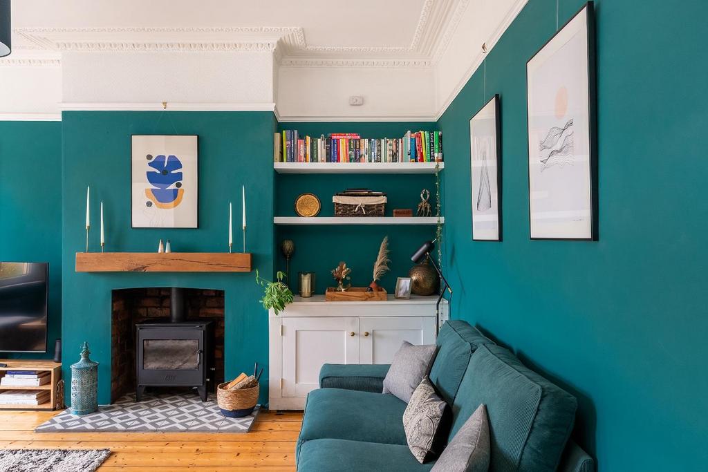 0 R1 TBN - Living Room E.jpg