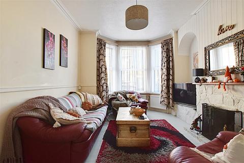 3 bedroom terraced house for sale, Preston Road, Bexhill-On-Sea