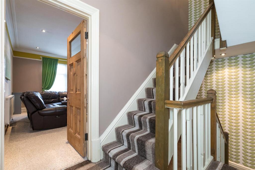 Stairs/landing