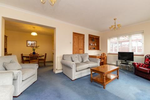 2 bedroom semi-detached bungalow for sale, Heathfield Road