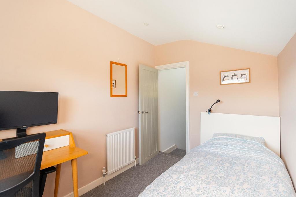 2 W0 SEN - Bedroom I.jpg