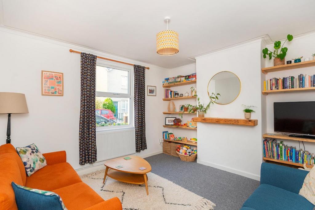 2 W0 SEN - Living Room C.jpg