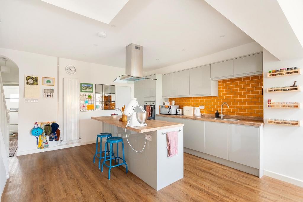 2 W0 SEN - Kitchen Diner I.jpg