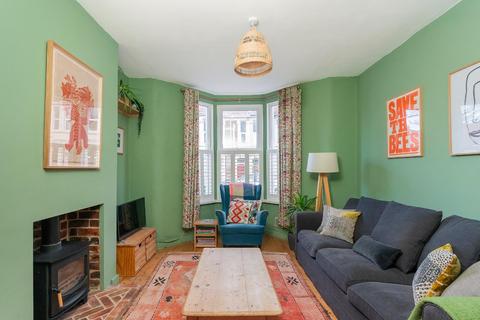 4 bedroom terraced house for sale, Camelford Road, Greenbank