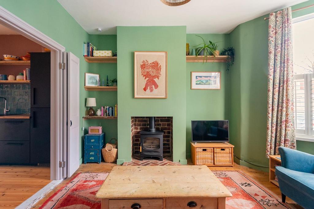 0 C6 RGK - Living Room B.jpg
