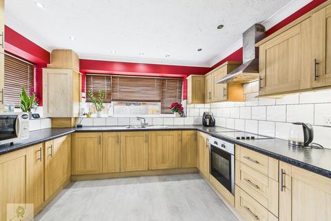 5 bedroom semi-detached house for sale, VICTORIA ROAD, CHATHAM ME5