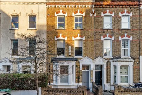 1 bedroom flat for sale, Concanon Road, London, SW2