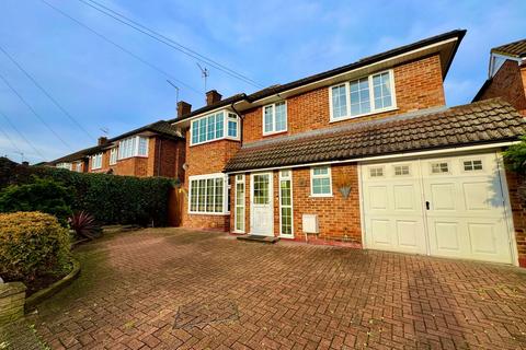 Hartland Drive, Edgware, HA8