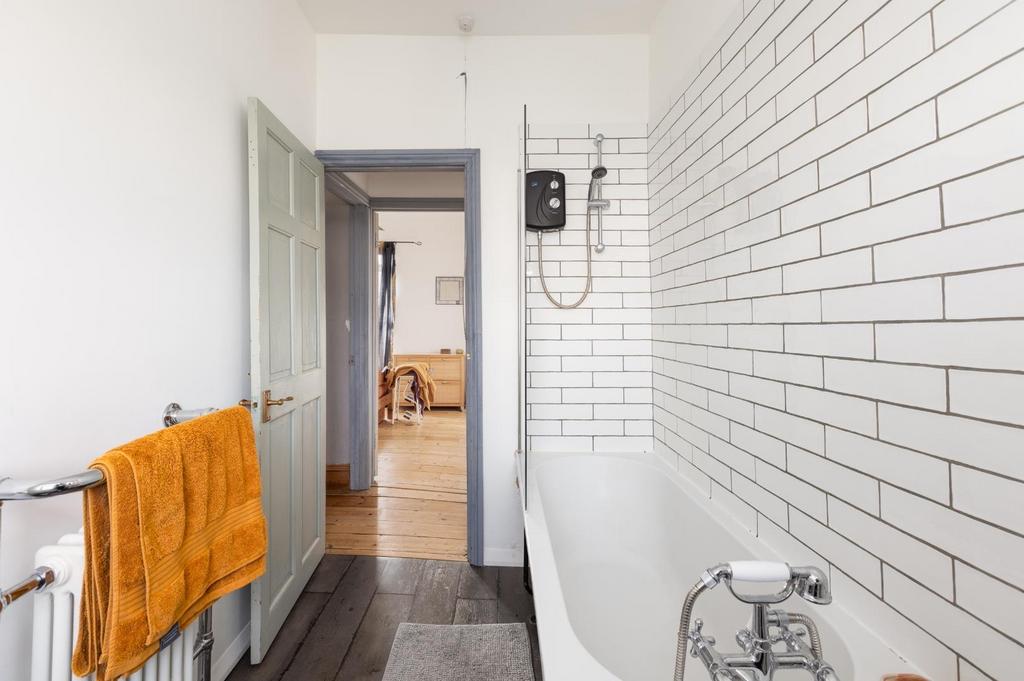 14 Woodbine Street, BS5-13.jpg