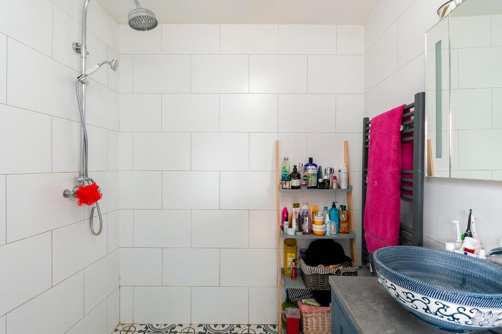 9 N6 SDD - Wet Room B.jpg