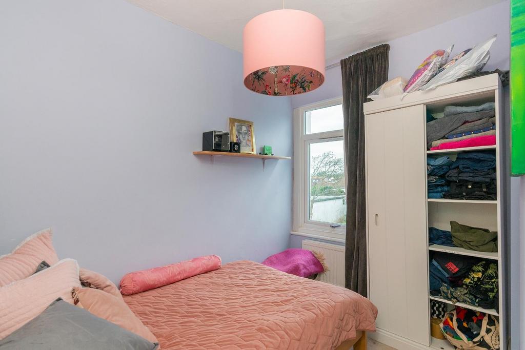 9 N6 SDD - Bedroom B.jpg