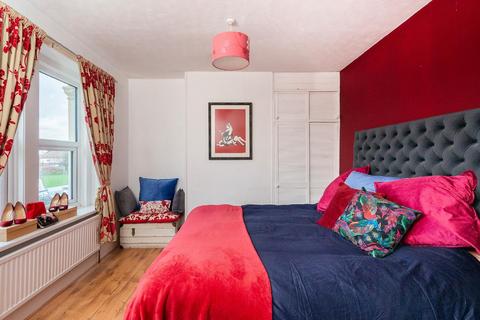 3 bedroom semi-detached house for sale, North Street, Downend