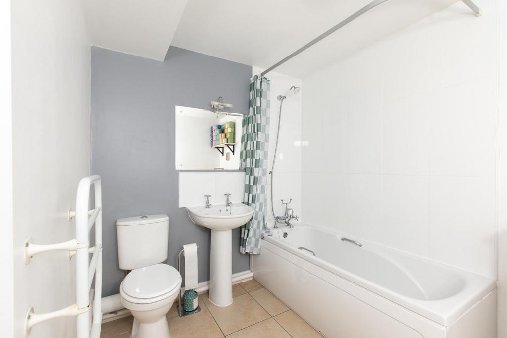 63 st peters court dec-16.jpg