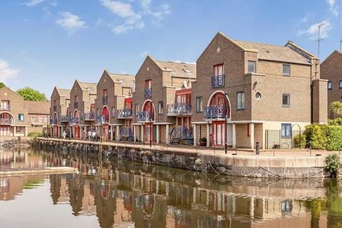 undefined, Peartree Lane, London, E1W