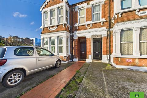 1 bedroom flat to rent, Eastern Road, Romford RM1