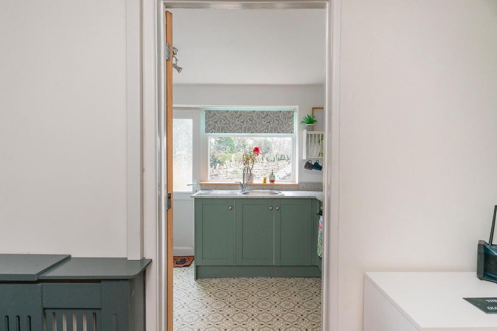 8 G4 ASEV - Kitchen E.jpg